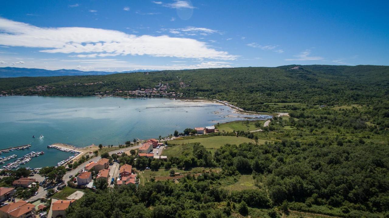 Apartments Villa Diamant With Pool & Whirlpool Čižići Exteriör bild